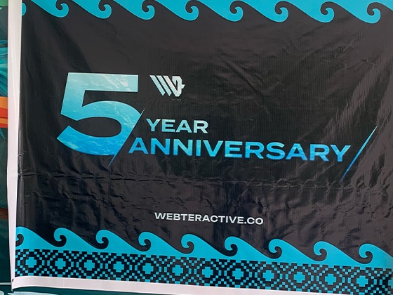 anniv tarp